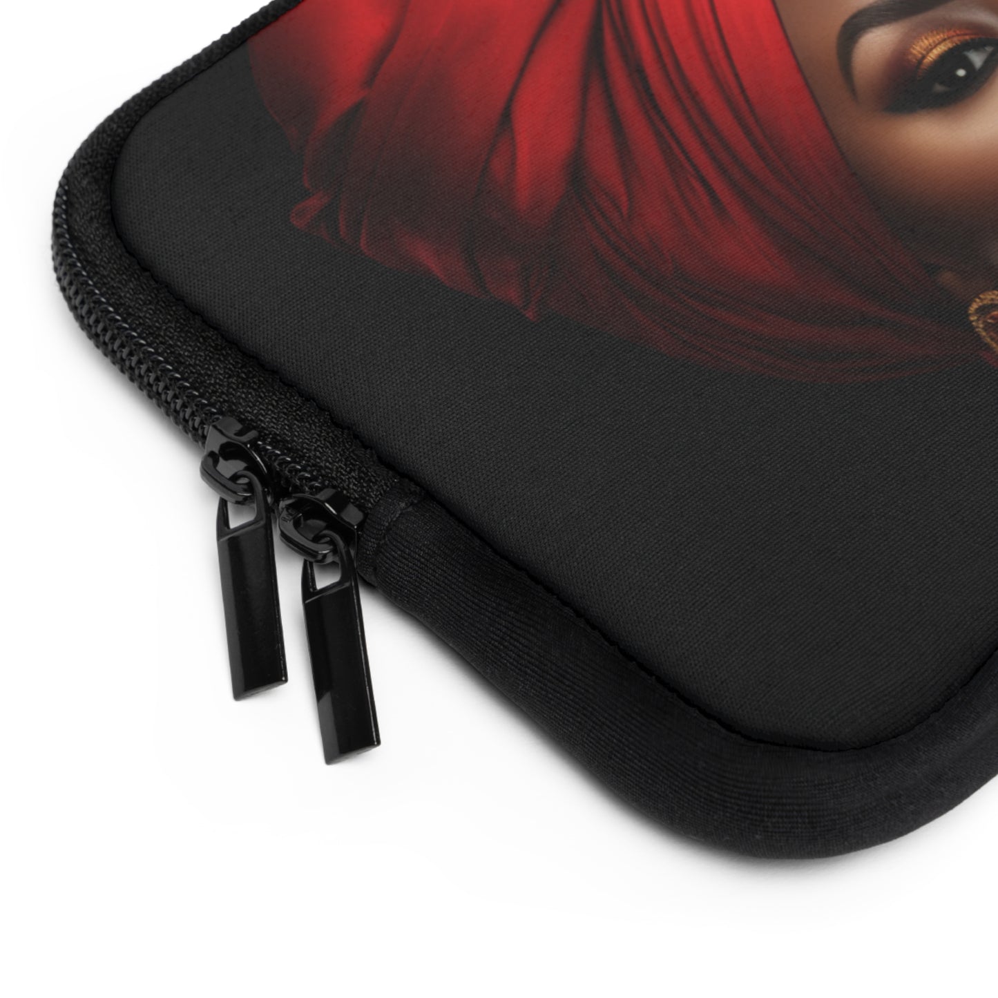 Courageous Queen Laptop Sleeve