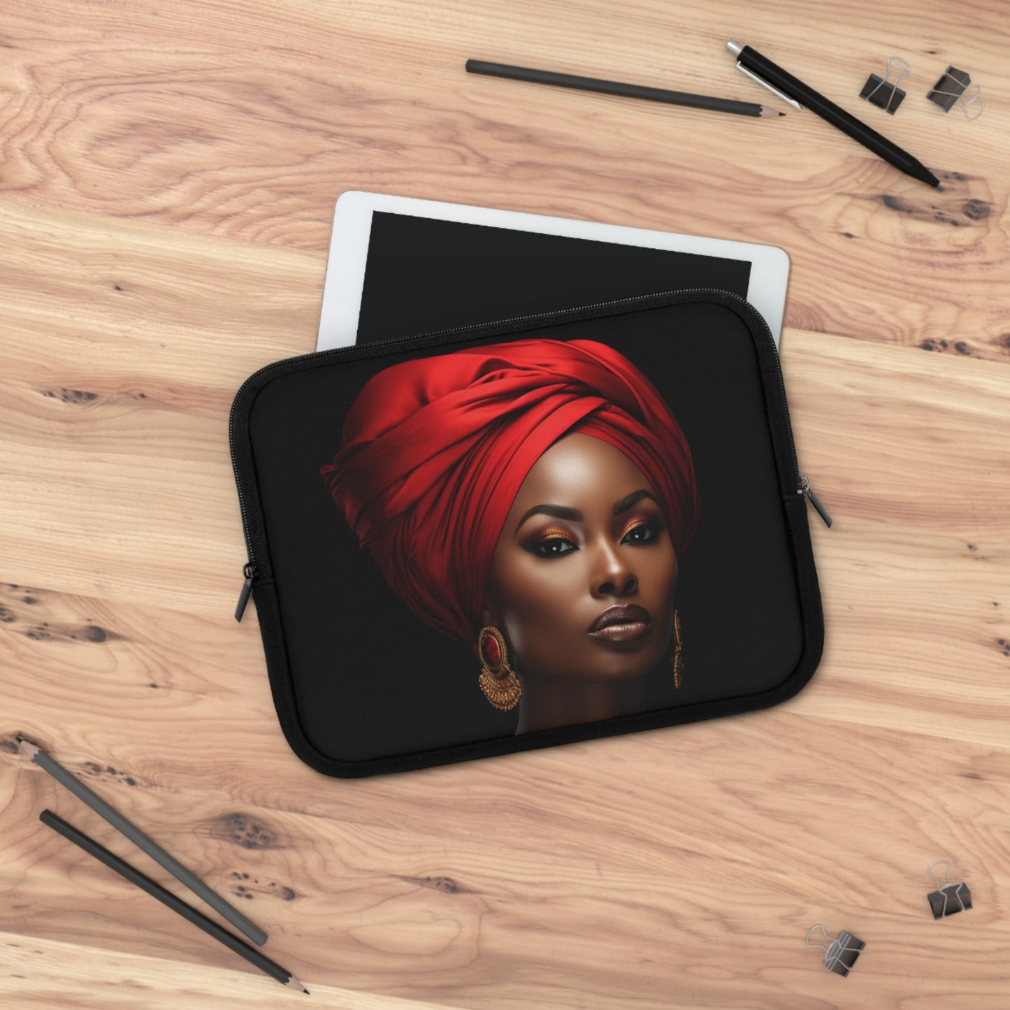 Courageous Queen Laptop Sleeve