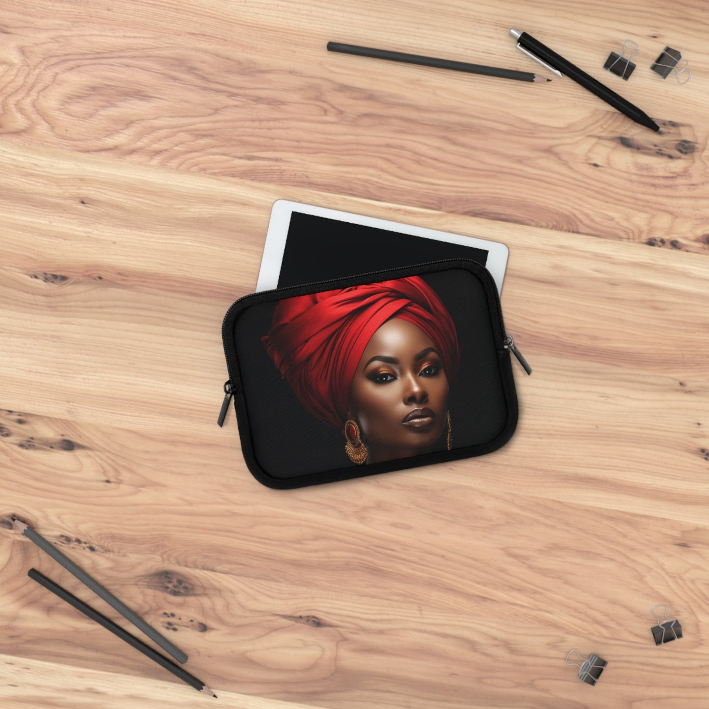 Courageous Queen Laptop Sleeve